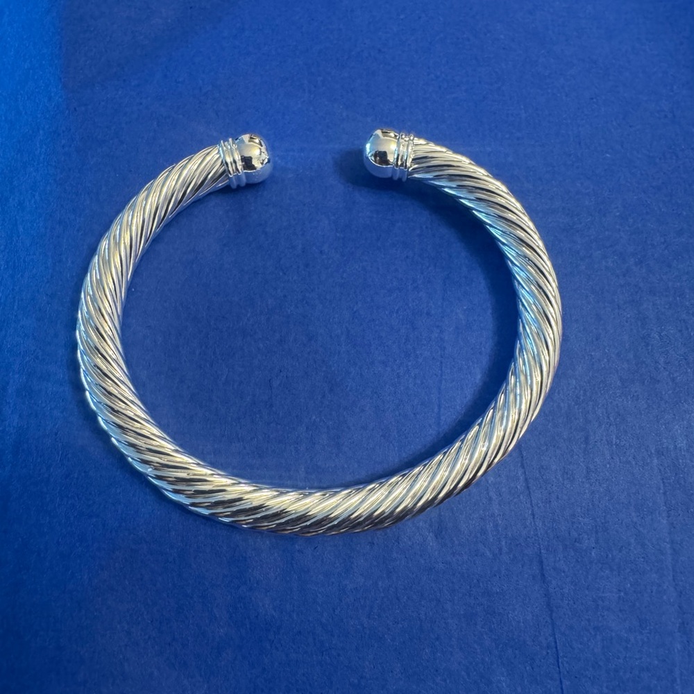 Chic Silver Cable Bangle - image 1